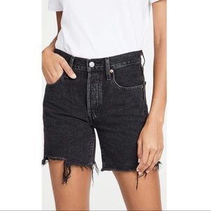 Levi's Women's Premium 501 Mid Thigh Short 25